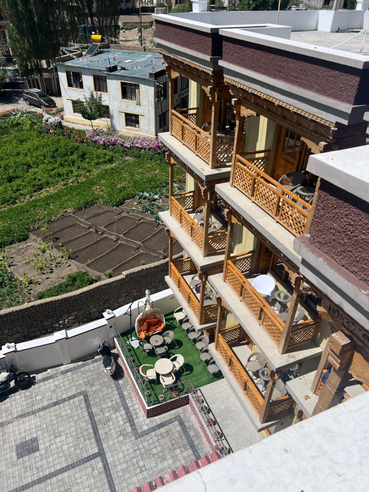 The Nangsay Hotel Leh Zewnętrze zdjęcie