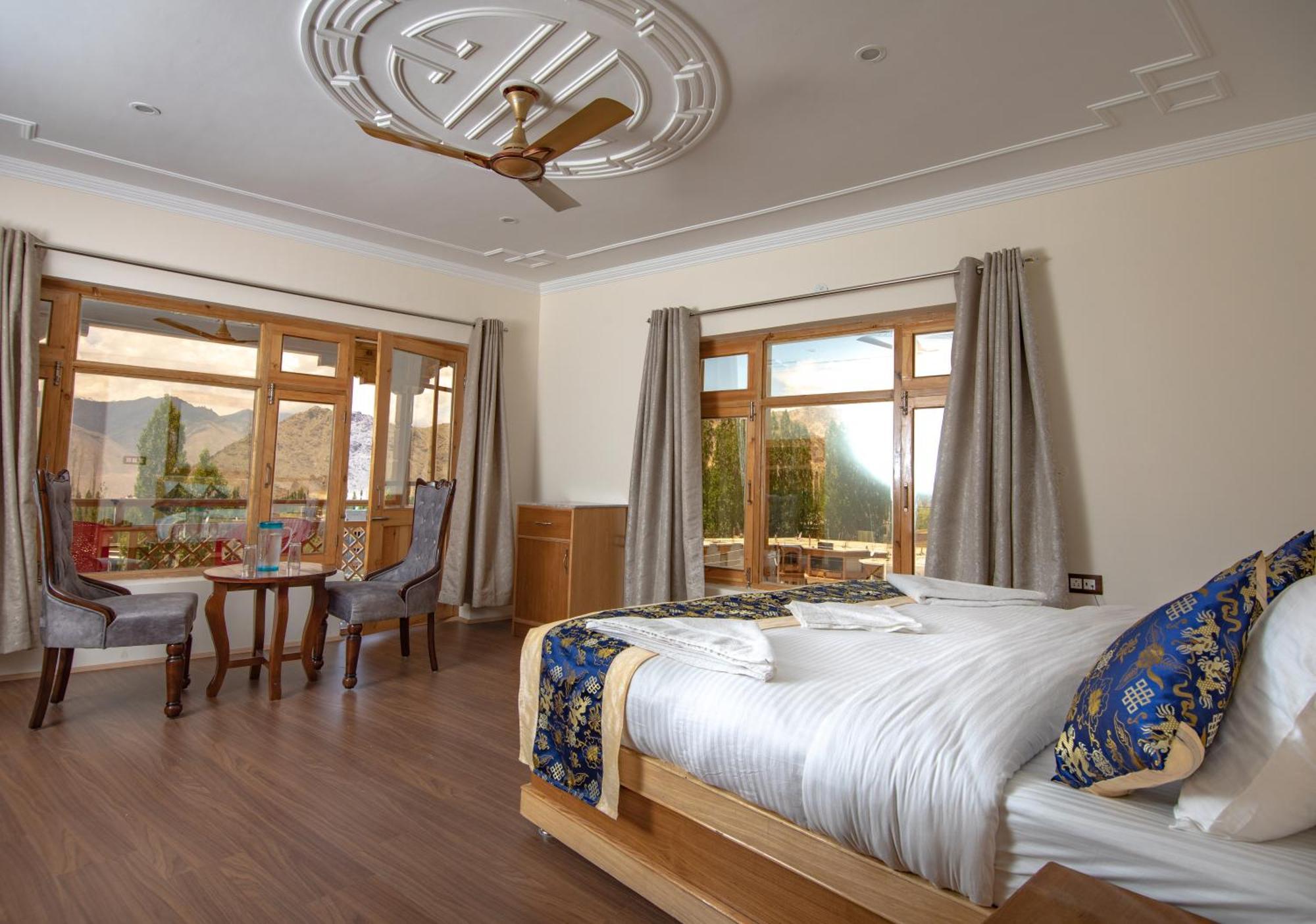 The Nangsay Hotel Leh Zewnętrze zdjęcie
